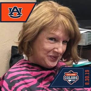 Meet your Posher, Debbie